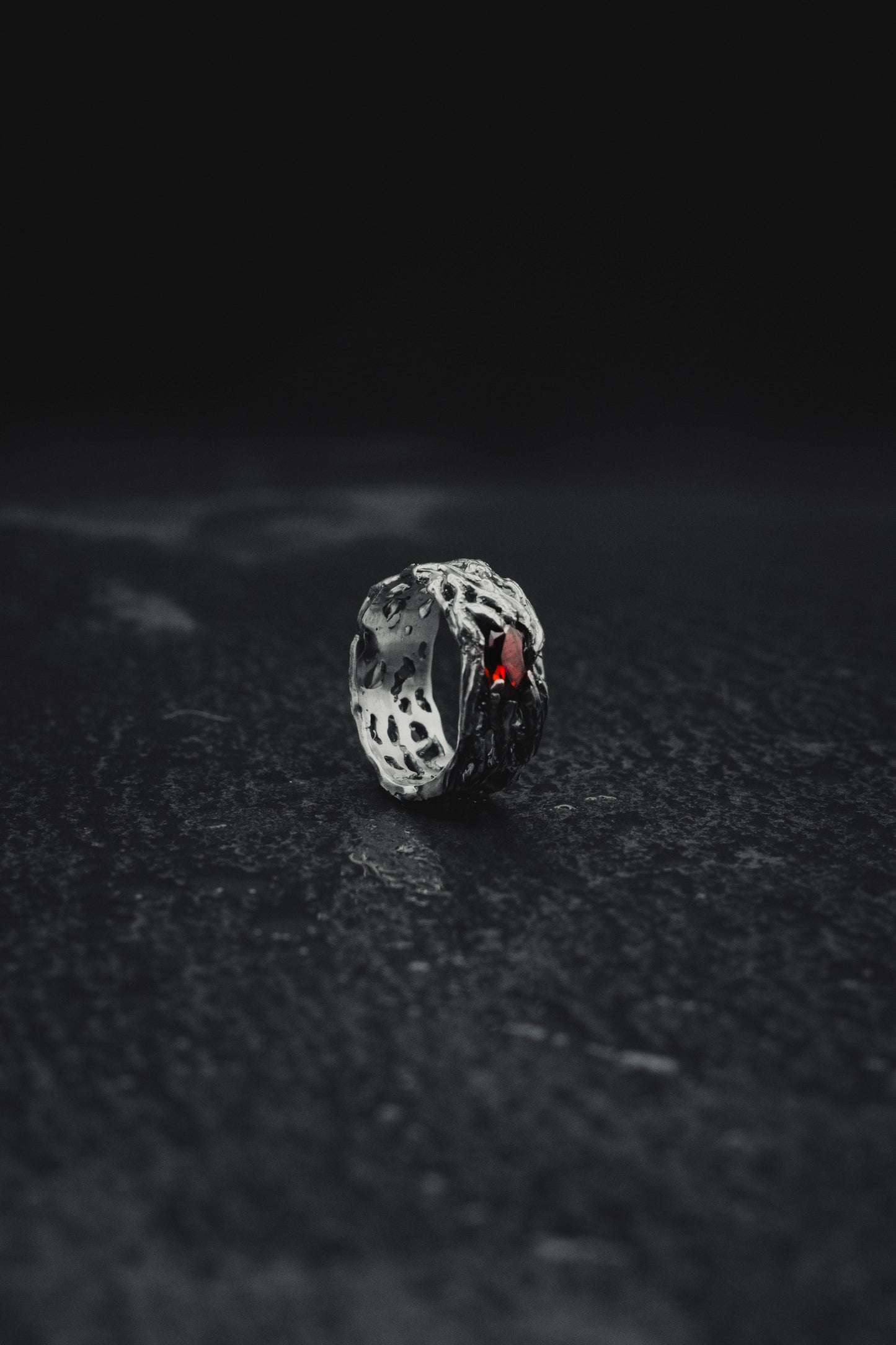 Ring "Scarlet roots" DRAUGAR 