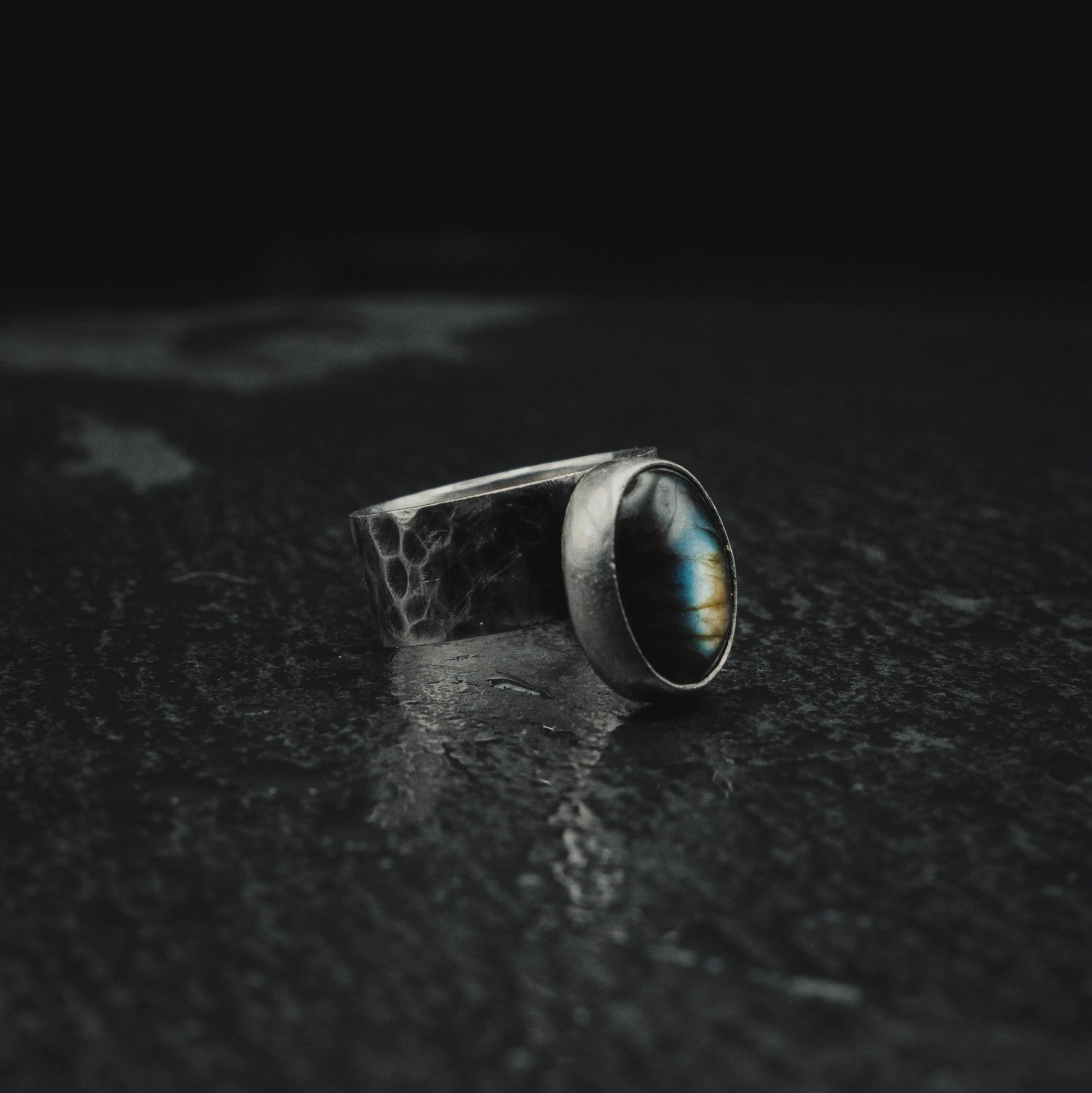 Ring "The Hero with Thousand faces" DRAUGAR 